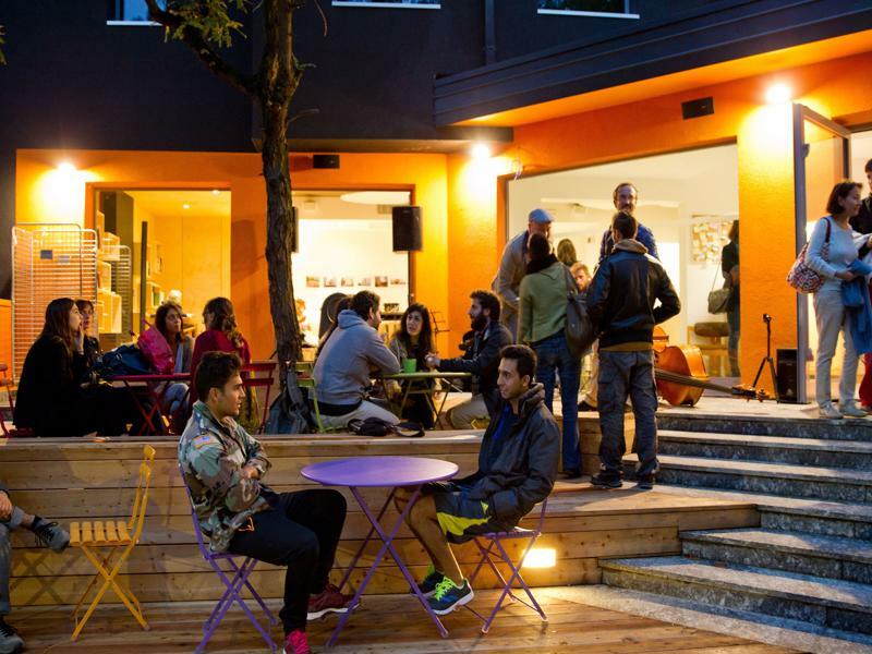 Combo Bologna Hostel Exterior photo